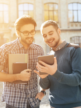 Quo iusto cum facere consequatur.